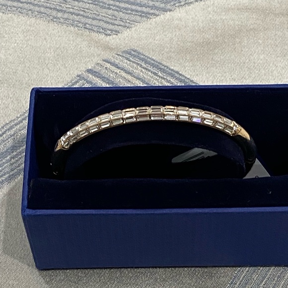 Gold Swarovski Bangle - Picture 3 of 5